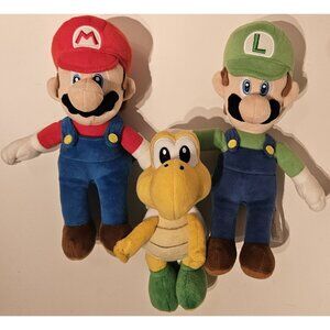 Super Mario Bros. Mario Plush, Luigi, Koopa Stuffed Toy Nintendo 2017 Bundle